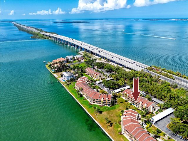 7530 SUNSHINE SKYWAY LANE S 115, St Petersburg, FL 33711