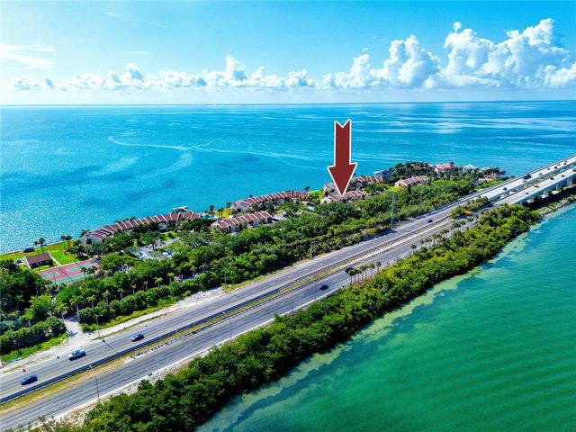 7530 SUNSHINE SKYWAY LANE S 115, St Petersburg, FL 33711
