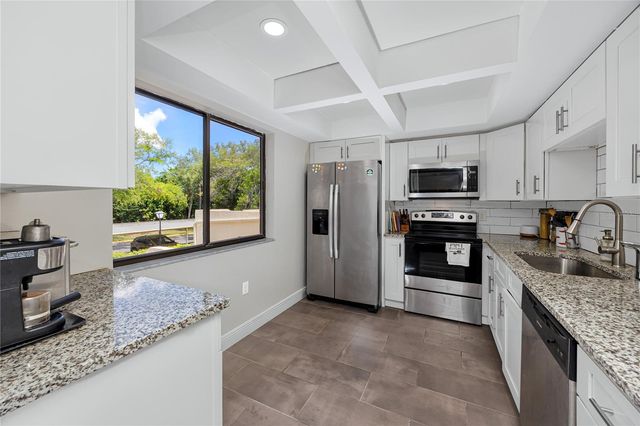 7530 SUNSHINE SKYWAY LANE S 115, St Petersburg, FL 33711