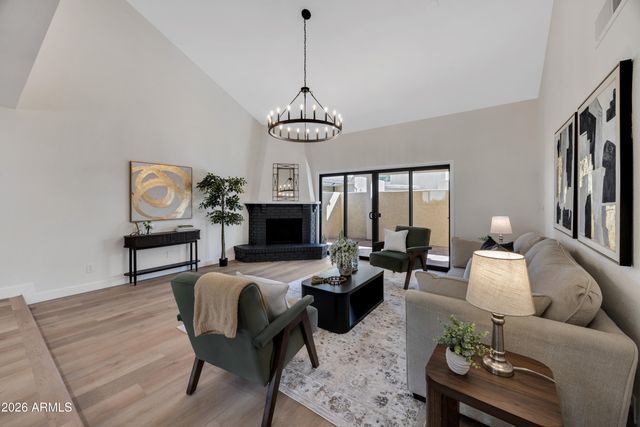 2107 W MARLETTE Avenue, Phoenix, AZ 85015