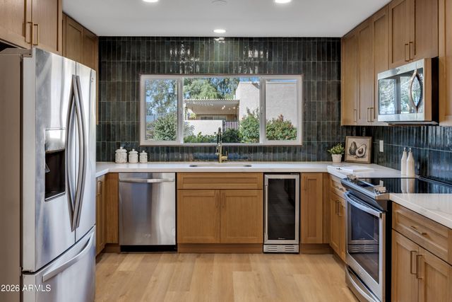 2107 W MARLETTE Avenue, Phoenix, AZ 85015