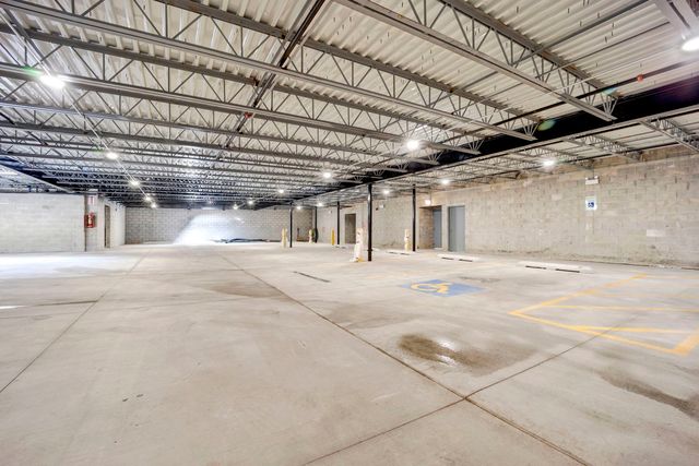 4350 W Lawrence Avenue 403, Chicago, IL 60630
