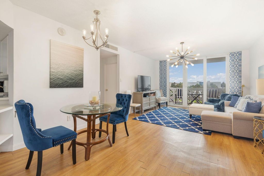 Image 1 of property listing at 2840 S Ocean 5110 Boulevard 511, Palm Beach, FL 33480
