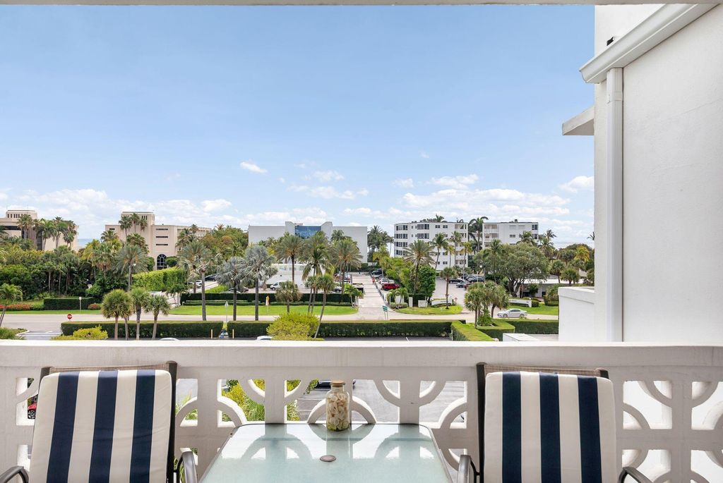 Image 14 of property listing at 2840 S Ocean 5110 Boulevard 511, Palm Beach, FL 33480