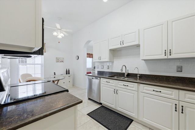 1777 FOUNTAIN VIEW CIRCLE, Venice, FL 34292