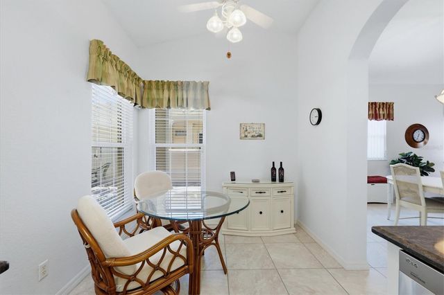 1777 FOUNTAIN VIEW CIRCLE, Venice, FL 34292