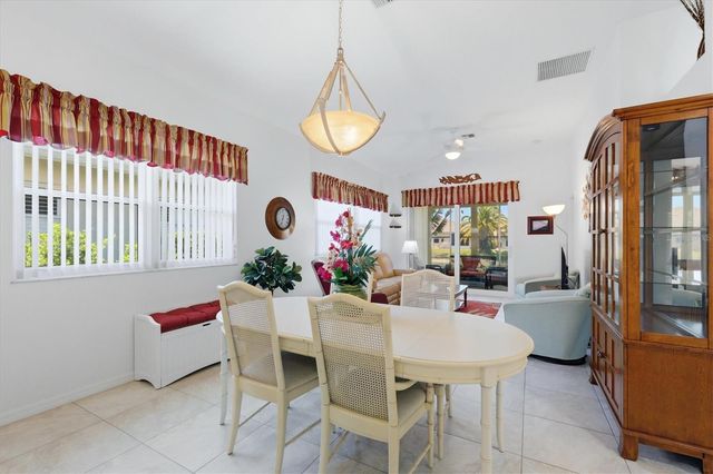 1777 FOUNTAIN VIEW CIRCLE, Venice, FL 34292