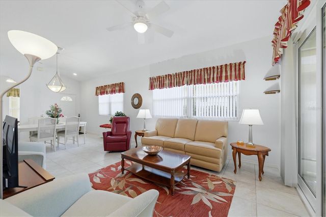 1777 FOUNTAIN VIEW CIRCLE, Venice, FL 34292