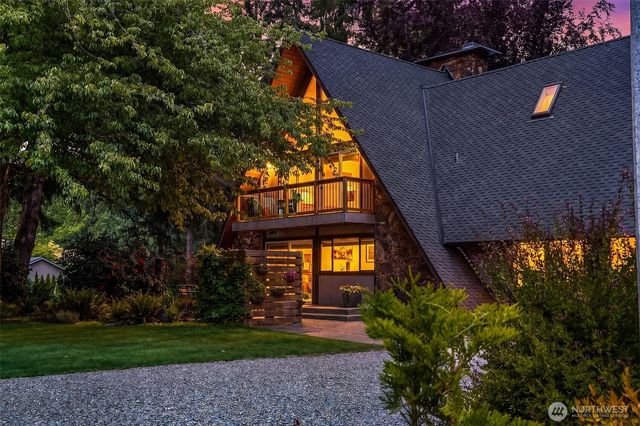 20002 156th Avenue NE, Woodinville, WA 98072