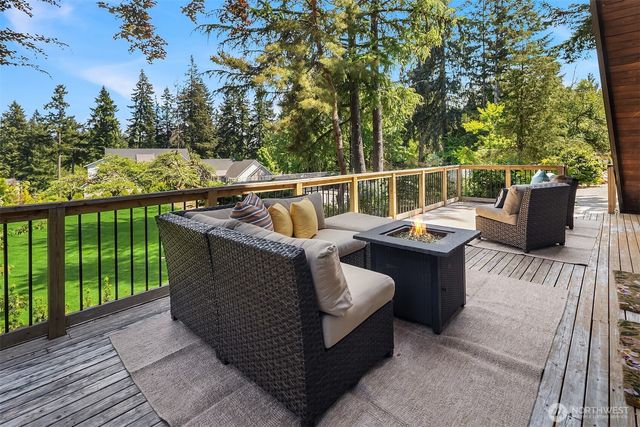 20002 156th Avenue NE, Woodinville, WA 98072