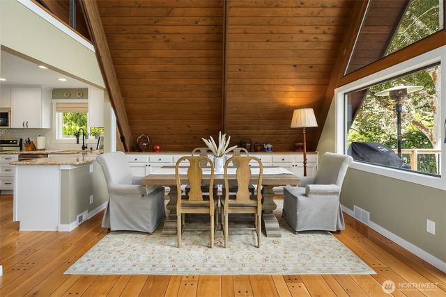20002 156th Avenue NE, Woodinville, WA 98072