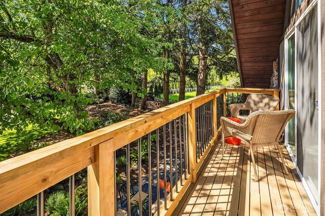 20002 156th Avenue NE, Woodinville, WA 98072