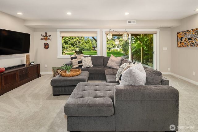 20002 156th Avenue NE, Woodinville, WA 98072