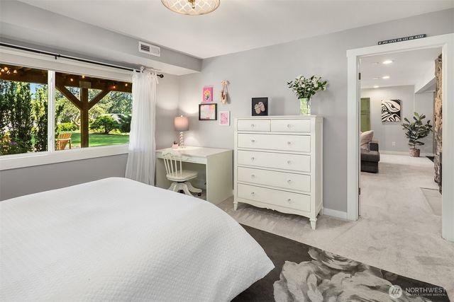 20002 156th Avenue NE, Woodinville, WA 98072
