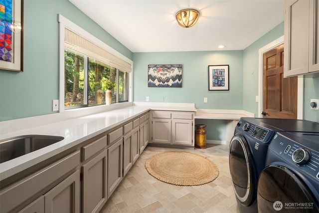 20002 156th Avenue NE, Woodinville, WA 98072