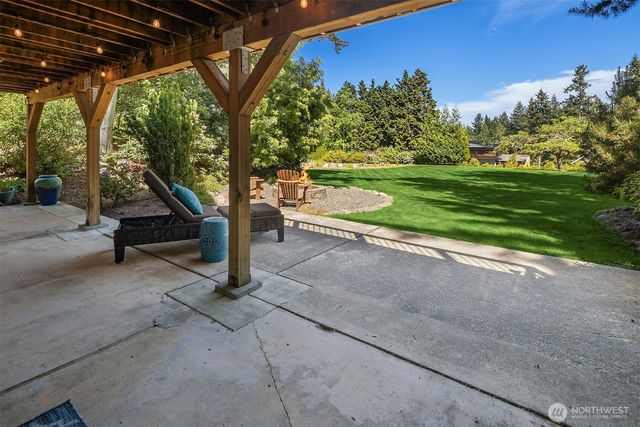 20002 156th Avenue NE, Woodinville, WA 98072