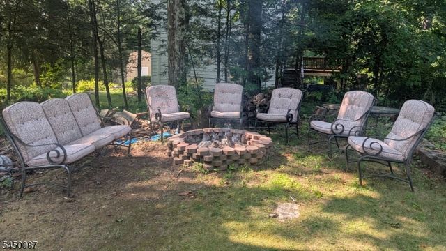 31 Hewitt Rd, West Milford Twp., NJ 07421