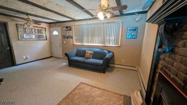 31 Hewitt Rd, West Milford Twp., NJ 07421
