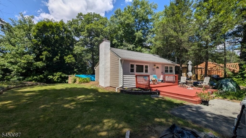 31 Hewitt Rd, West Milford Twp., NJ 07421 — photo 2