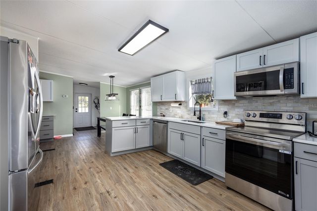 847 SW APPLEWOOD GLEN, Fort White, FL 32038