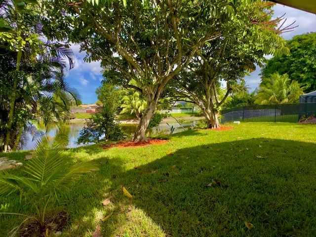 6811 NW 32nd Avenue, Fort Lauderdale, FL 33309