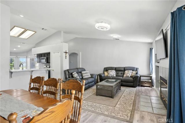 31309 Van Ruysdael Ln, Winchester, CA 92596