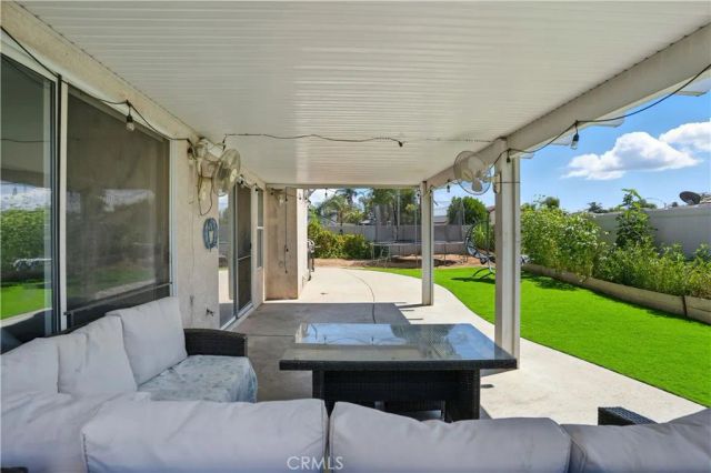 31309 Van Ruysdael Ln, Winchester, CA 92596