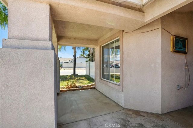 31309 Van Ruysdael Ln, Winchester, CA 92596