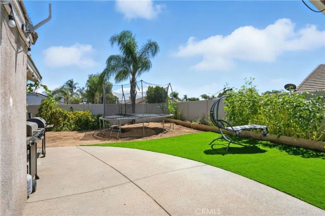 31309 Van Ruysdael Ln, Winchester, CA 92596