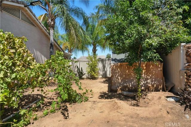 31309 Van Ruysdael Ln, Winchester, CA 92596