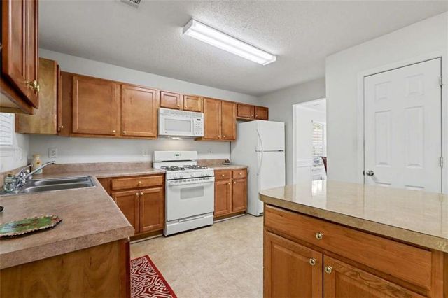 6613 Pamplona Place, South Fulton, GA 30349