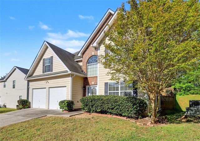 6613 Pamplona Place, South Fulton, GA 30349