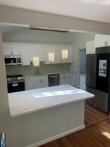 50 Thornton, North Haledon, NJ 07508