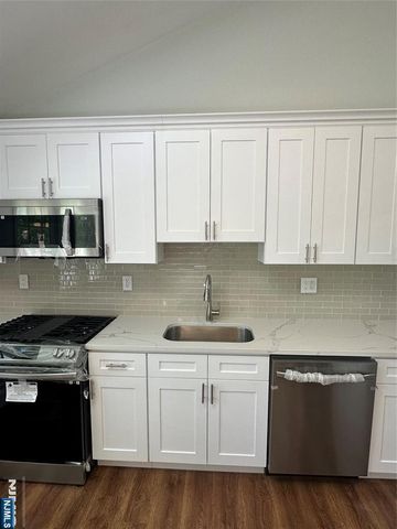 50 Thornton, North Haledon, NJ 07508