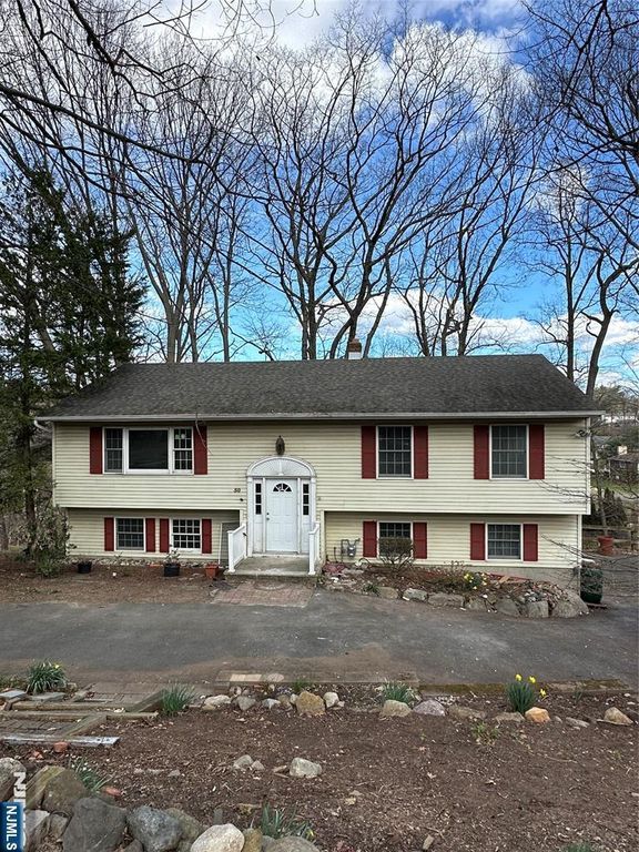 50 Thornton, North Haledon, NJ 07508