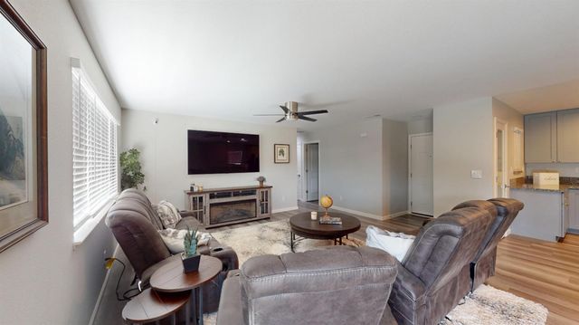 3912 Carver, Modesto, CA 95356