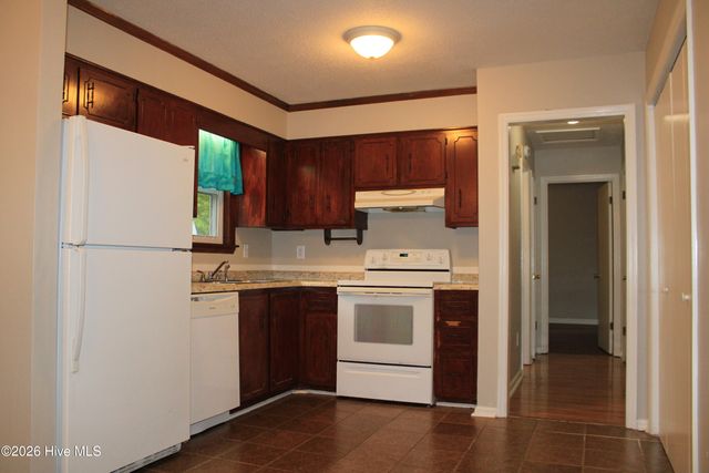 3726 Crest Drive, Hephzibah, GA 30815