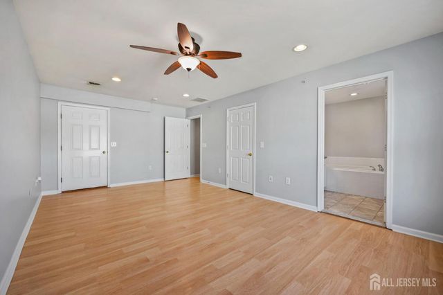 189 Sunshine Drive, Piscataway, NJ 08854