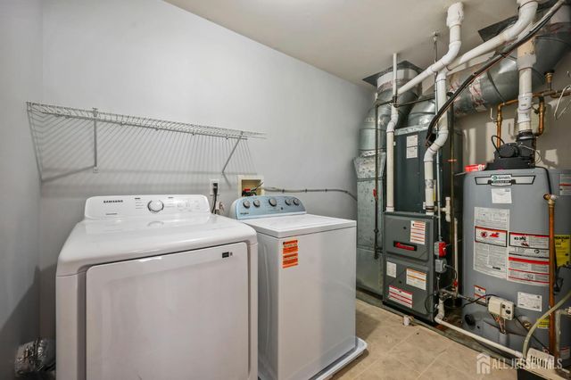 189 Sunshine Drive, Piscataway, NJ 08854