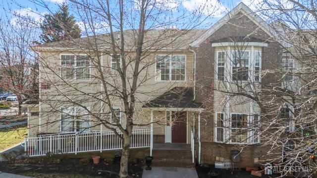 189 Sunshine Drive, Piscataway, NJ 08854