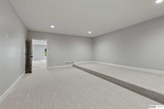 3642 Wilderness Hills Boulevard, Lincoln, NE 68516