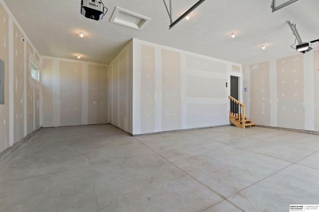 3642 Wilderness Hills Boulevard, Lincoln, NE 68516