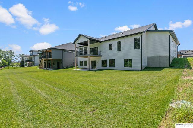 3642 Wilderness Hills Boulevard, Lincoln, NE 68516