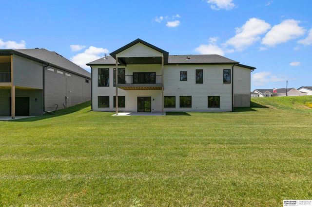 3642 Wilderness Hills Boulevard, Lincoln, NE 68516