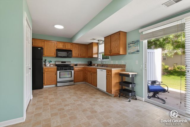 11929 Bush Court 26, Holland, MI 49424