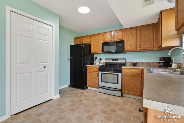 11929 Bush Court 26, Holland, MI 49424