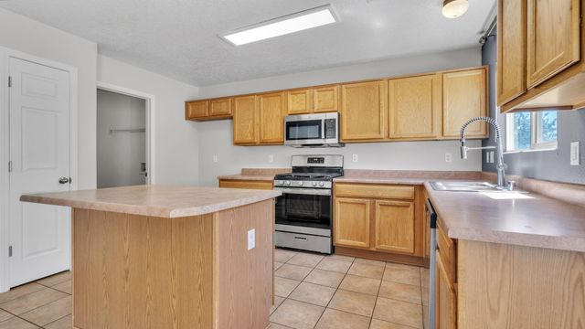 1536 San Pedro Road NE, Rio Rancho, NM 87144