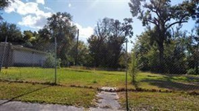 6147 Reamer Street, Houston, TX 77074