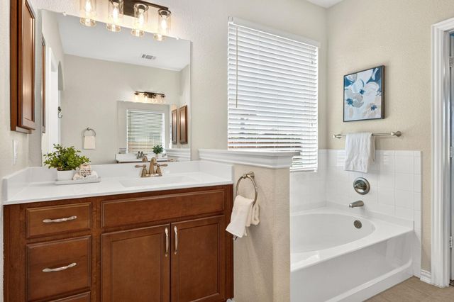 136 Joseph DR, Buda, TX 78610