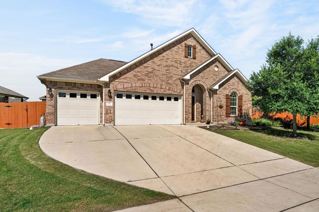 136 Joseph DR, Buda, TX 78610